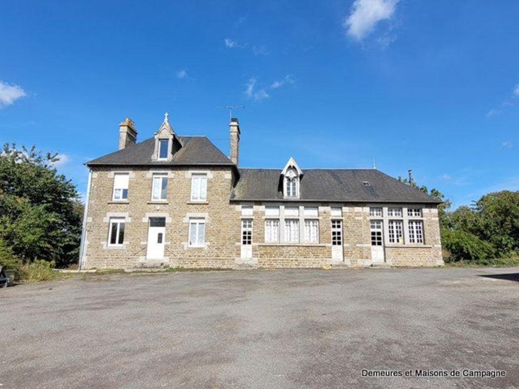 Maison de caractère St Hilaire du Harcouët