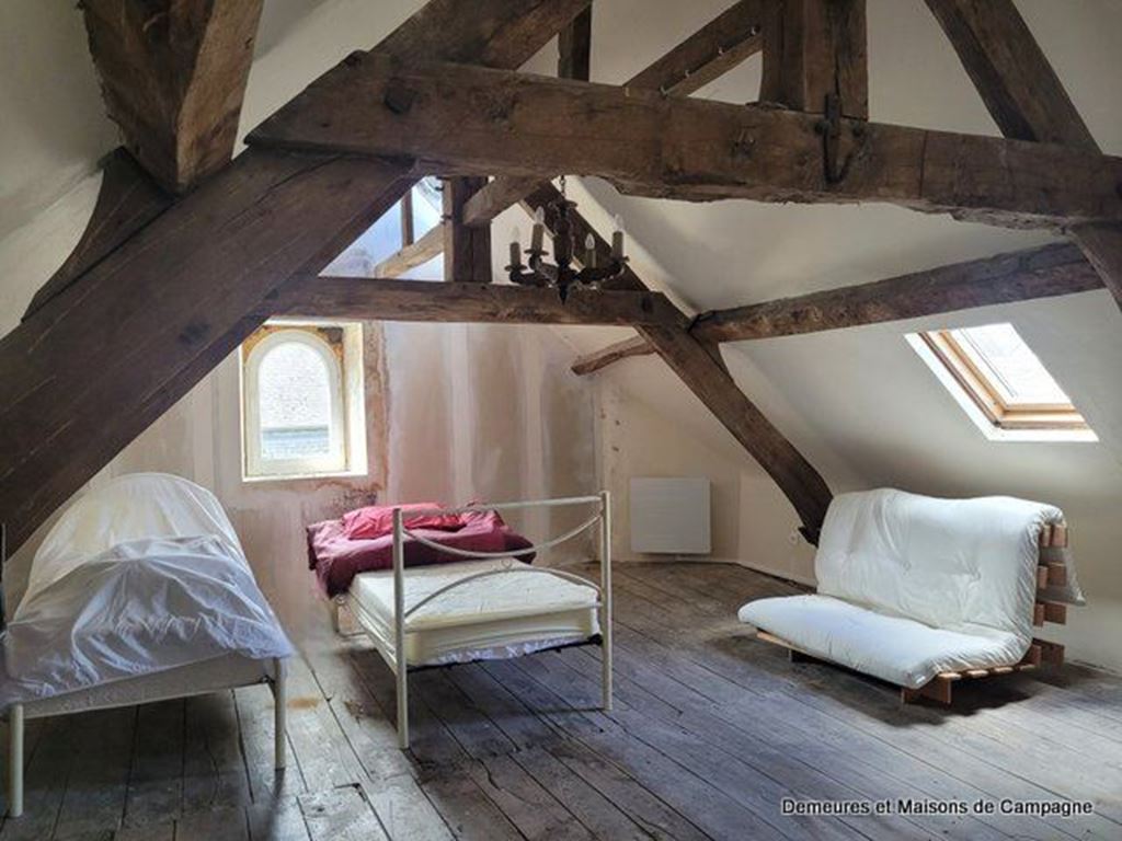 image du bien immobilier Maison de bourg BUAIS-LES-MONTS