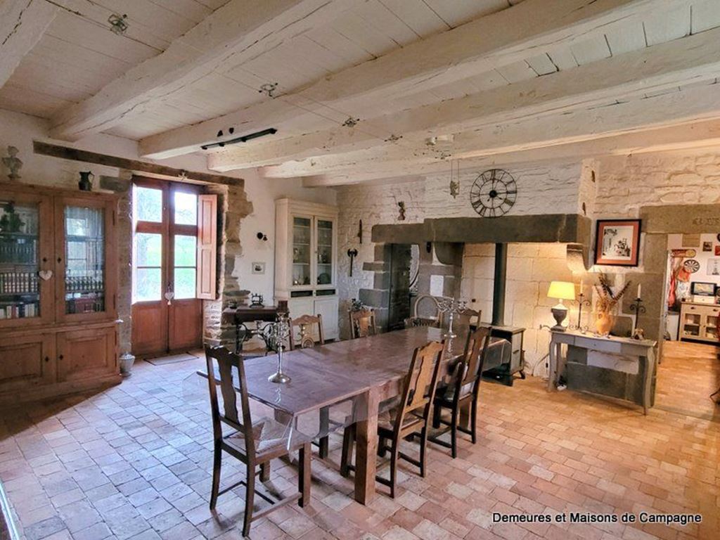 image du bien immobilier Demeure VAL-COUESNON