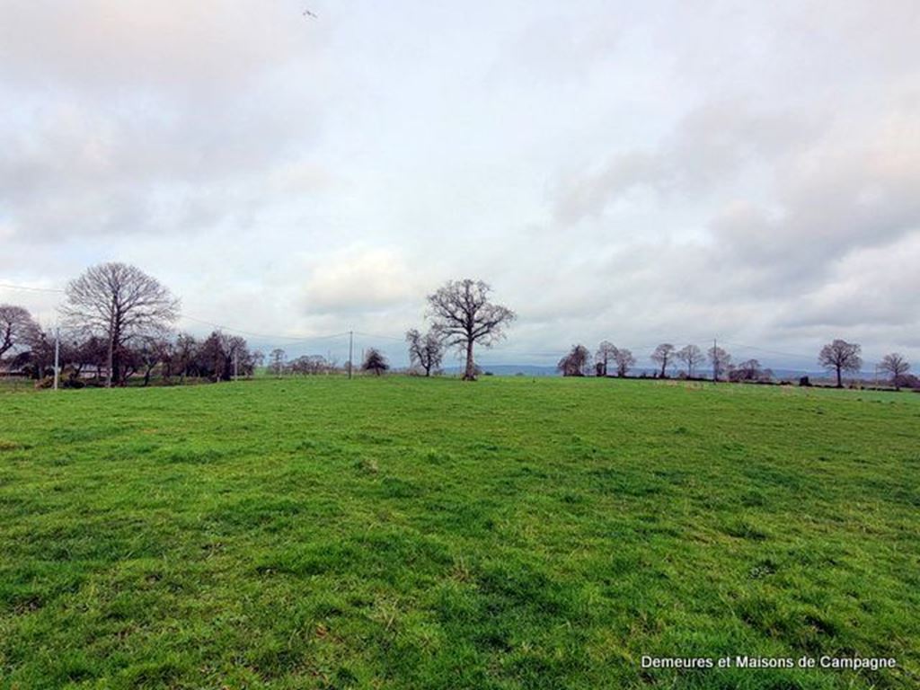 image du bien immobilier Corps de ferme MORTAIN-BOCAGE